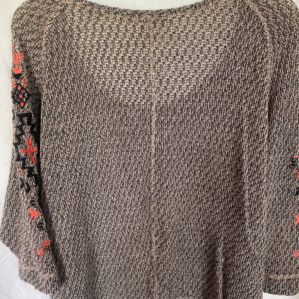Eyeshadow top size Large NWOT - Picture 3 of 3